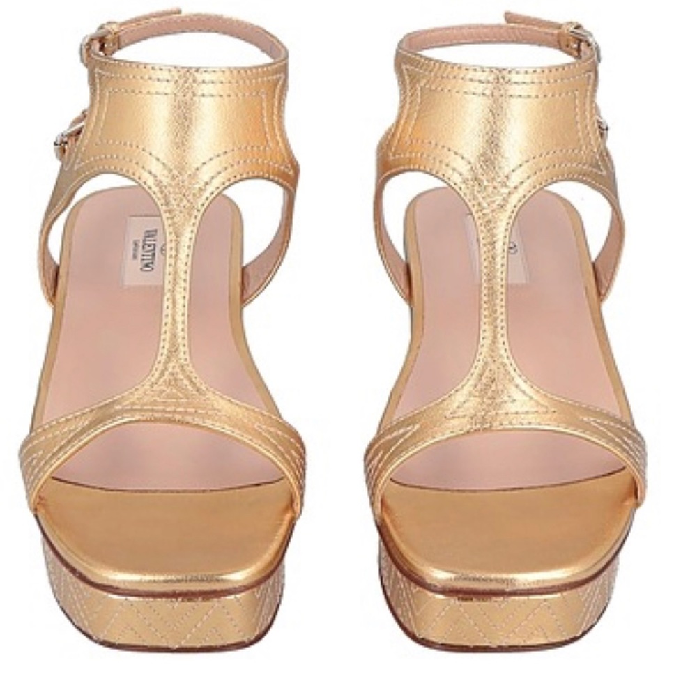 Valentino Garavani Gold Sandal
